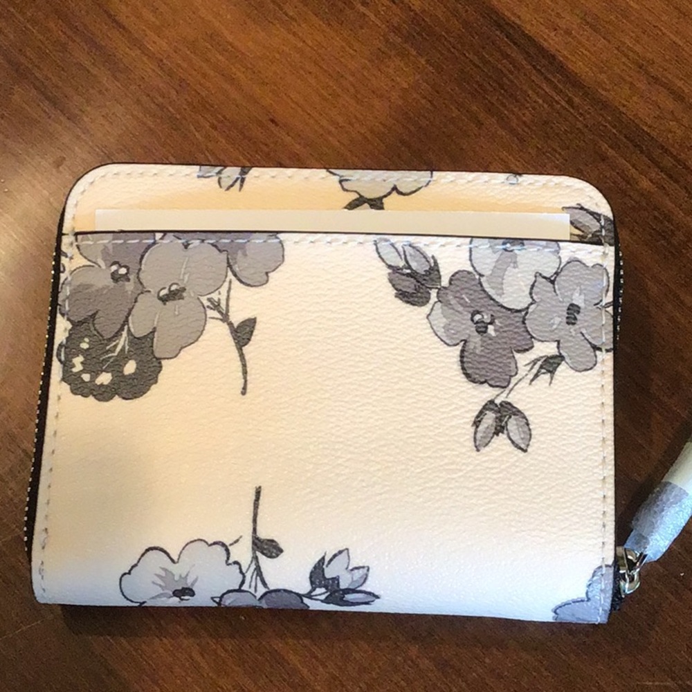 Coach Zip Around Wallet Fairy Tale Floral Print - Picture 4 of 6